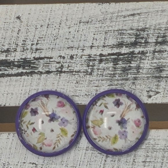 Earrings - Picture 14 of 16